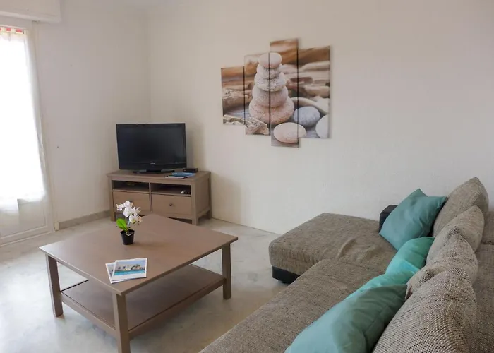 Apartment Les Mimosas-1 By Interhome Saint Aygulf
